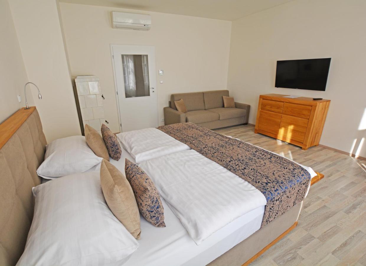 Karlova - Mostecka 10 St Depandance Aparthotel Prag