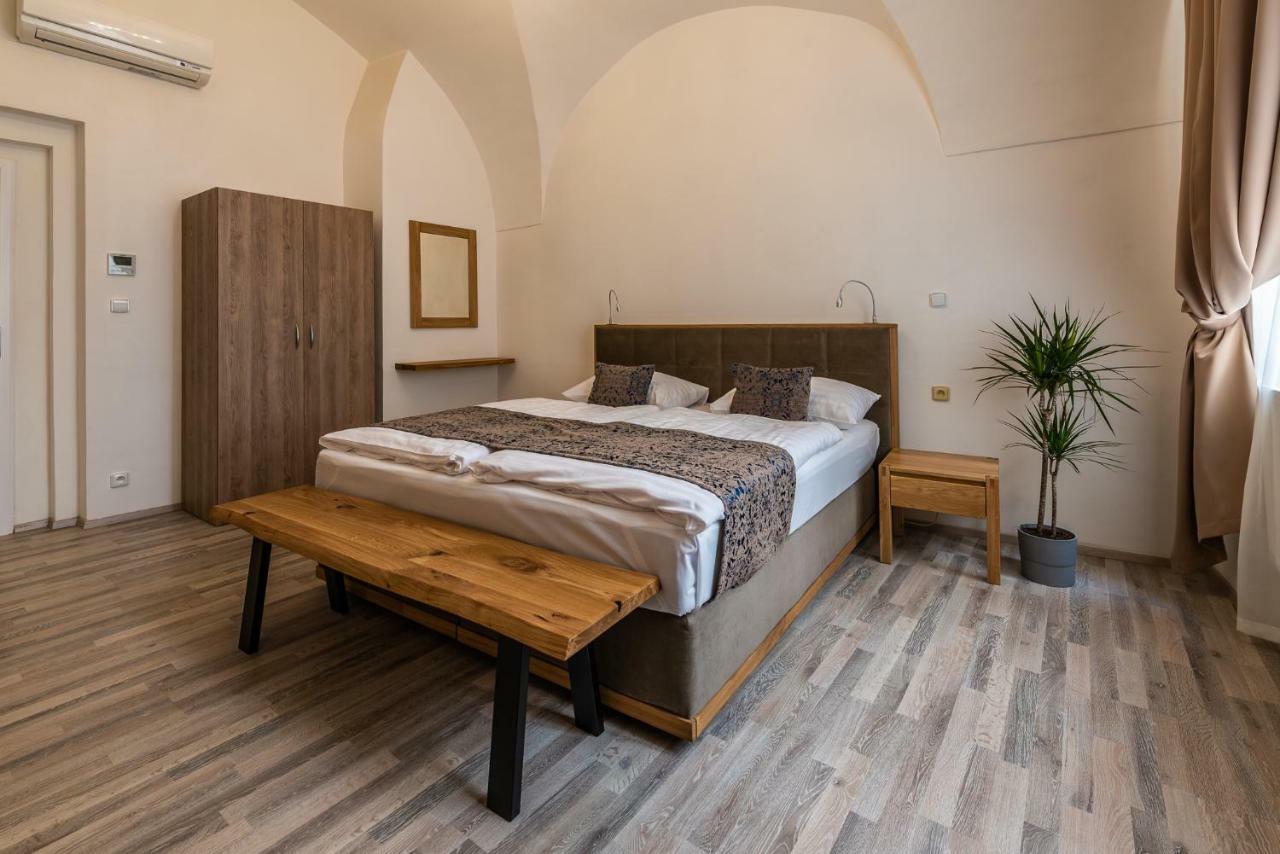 Aparthotel Karlova - Mostecka 10 St Depandance Prag